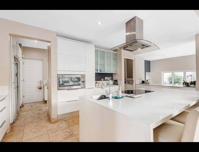 4 BEDROOM HOUSE FOR SALE IN SANDOWN